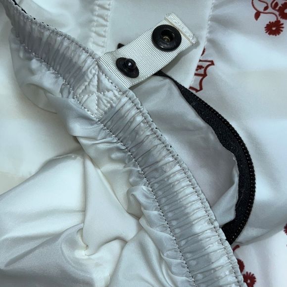 Burton White Collection Cosmic Delight Insulated Snowboard Jacket Size Medium - Picture 6 of 12